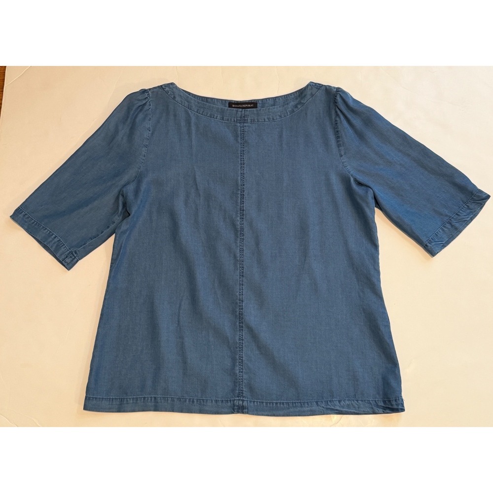 Banana Republic Blue Lyocell Chambray Boat Neck Short Sleeve Blouse Medium